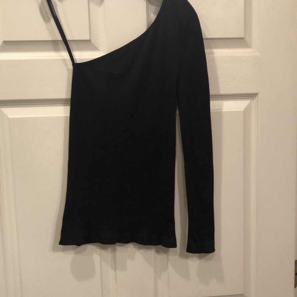 Free People Off One Shoulder Shirt - Picture 4 of 7